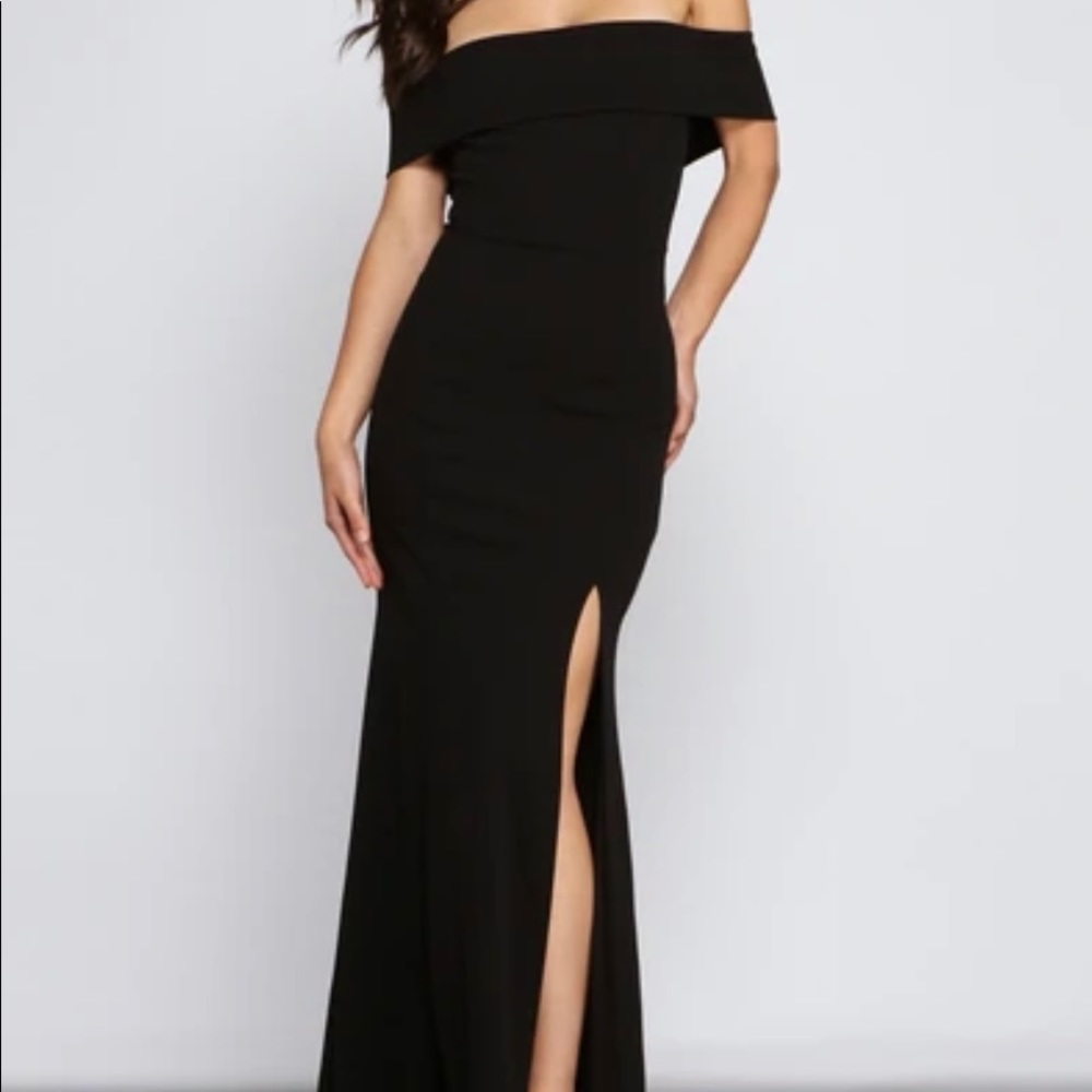 LAYCI FORMAL HIGH SLIT DRESS - WINDSOR